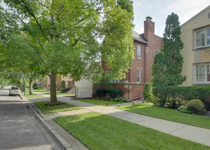 Chic Getaway W/ Fireplace! Chicago